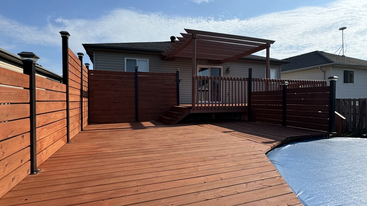 Deck and fence staining project completed in Belle River, Lakeshore Deck and fence staining project completed in Belle River, Lakeshore